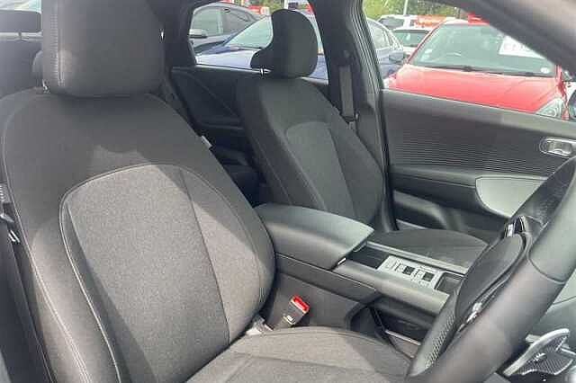 Hyundai IONIQ 6 77.4kWh Premium Saloon 4dr Electric Auto (228 ps) Silver