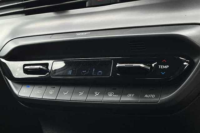 Hyundai BAYON 1.0 T-GDi MHEV Premium SUV 5dr Petrol Hybrid DCT Euro 6 (s/s) (100 ps)