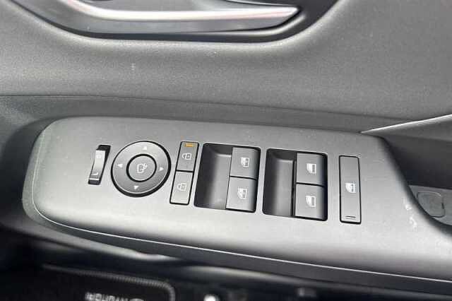 Hyundai KONA 1.6 h-GDi Ultimate SUV 5dr Petrol Hybrid DCT Euro 6 (s/s) (129 ps)