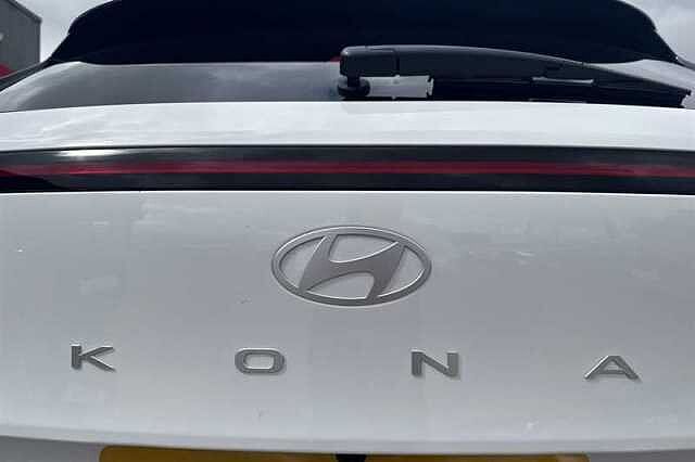 Hyundai KONA 1.6 h-GDi Ultimate SUV 5dr Petrol Hybrid DCT Euro 6 (s/s) (129 ps)