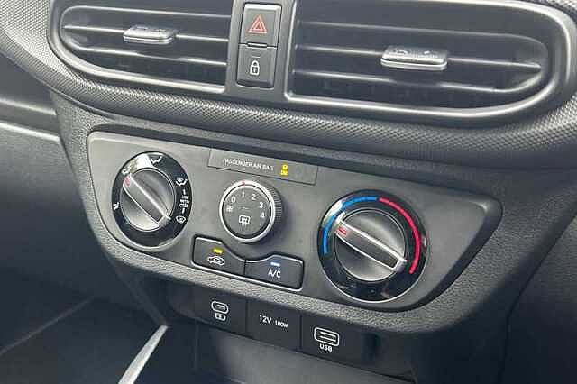 Hyundai i10 1.0 Advance Hatchback 5dr Petrol Auto Euro 6 (s/s) (63 ps)