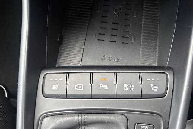 Hyundai i20 1.0 T-GDi Ultimate Hatchback 5dr Petrol DCT Euro 6 (s/s) (100 ps)