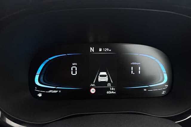 Hyundai i10 1.0 Premium Hatchback 5dr Petrol Auto Euro 6 (s/s) (63 ps)