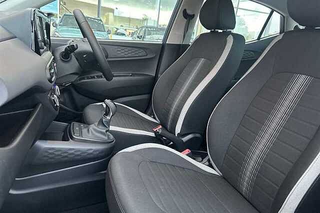 Hyundai i10 1.2 Advance Hatchback 5dr Petrol Auto Euro 6 (s/s) (79 ps)