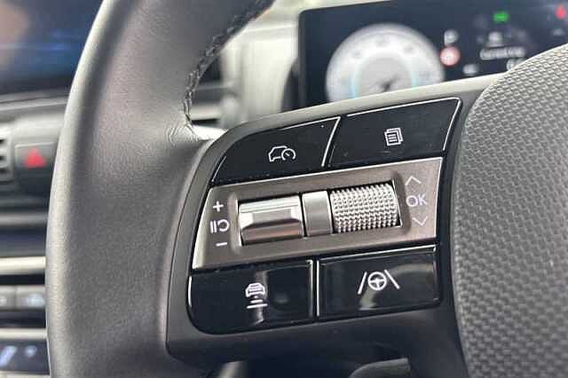 Hyundai INSTER Long Range 49kWh 02 SUV 5dr Electric Auto (115 ps) White