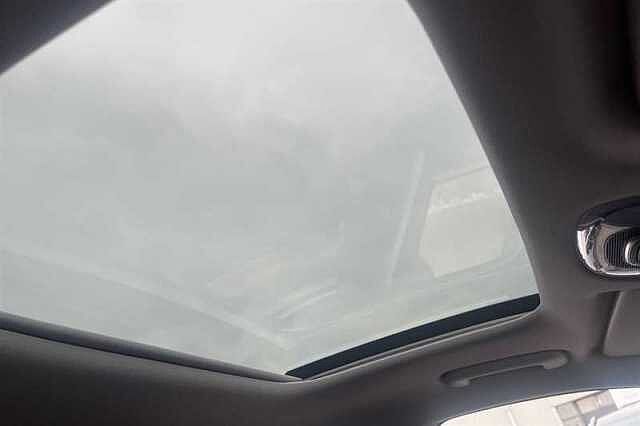 Hyundai KONA 1.6 h-GDi Ultimate SUV 5dr Petrol Hybrid DCT Euro 6 (s/s) (141 ps)