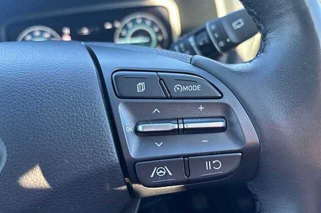 Hyundai KONA 1.0 T-GDi MHEV Premium SUV 5dr Petrol Hybrid Manual Euro 6 (s/s) (120 ps)