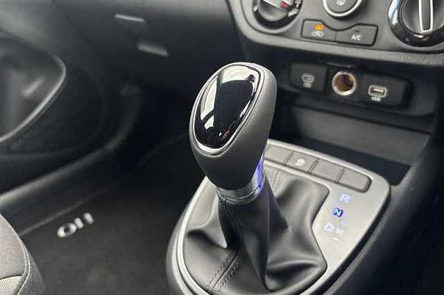 Hyundai i10 1.0 Advance Hatchback 5dr Petrol Auto Euro 6 (s/s) (63 ps)
