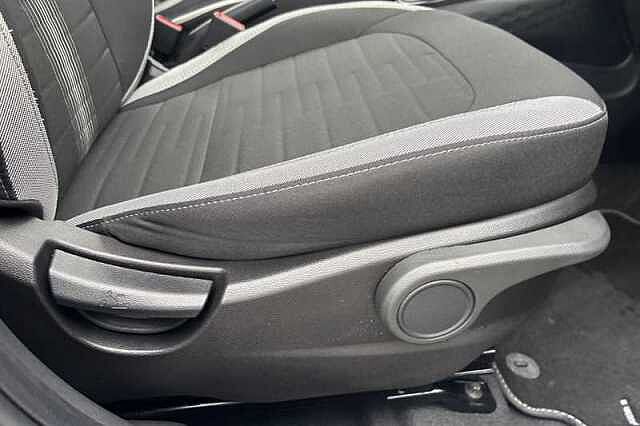 Hyundai i10 1.0 Advance Hatchback 5dr Petrol Auto Euro 6 (s/s) (63 ps)