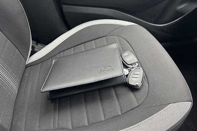 Hyundai i10 1.0 Advance Hatchback 5dr Petrol Auto Euro 6 (s/s) (63 ps)