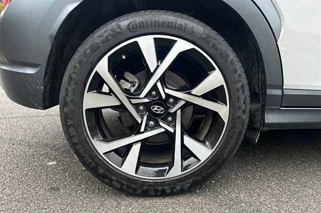 Hyundai KONA 1.0 T-GDi MHEV Premium SUV 5dr Petrol Hybrid Manual Euro 6 (s/s) (120 ps)