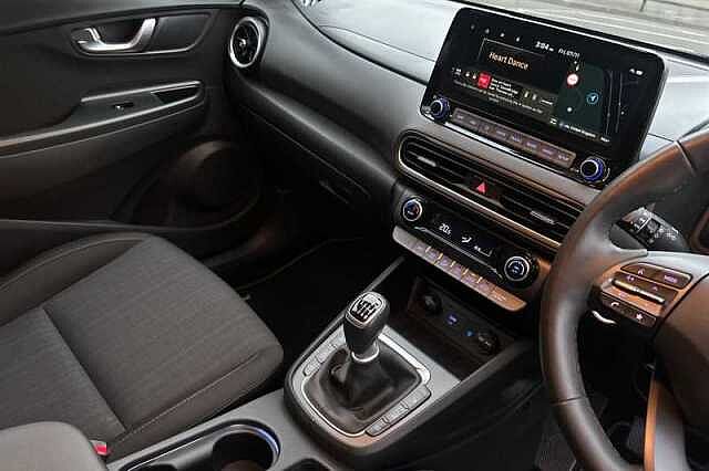 Hyundai KONA 1.0 T-GDi MHEV Premium SUV 5dr Petrol Hybrid Manual Euro 6 (s/s) (120 ps)