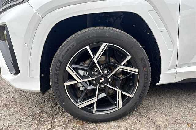 Hyundai TUCSON 1.6 T-GDi N Line S SUV 5dr Petrol Hybrid Auto Euro 6 (s/s) (215 ps) White