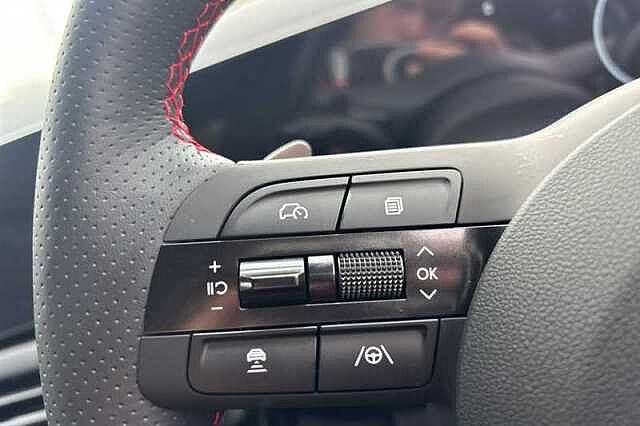 Hyundai TUCSON 1.6 T-GDi N Line S SUV 5dr Petrol Hybrid Auto Euro 6 (s/s) (215 ps) White