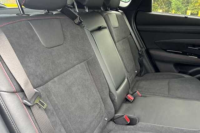 Hyundai TUCSON 1.6 T-GDi N Line S SUV 5dr Petrol Hybrid Auto Euro 6 (s/s) (215 ps) White