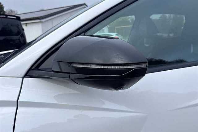 Hyundai TUCSON 1.6 T-GDi N Line S SUV 5dr Petrol Hybrid Auto Euro 6 (s/s) (215 ps) White