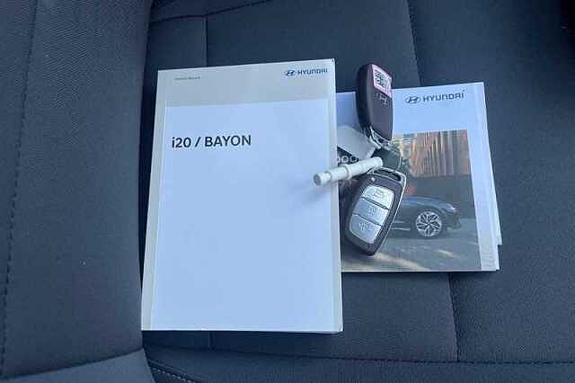 Hyundai BAYON 1.0 T-GDi Ultimate SUV 5dr Petrol DCT Euro 6 (s/s) (100 ps)