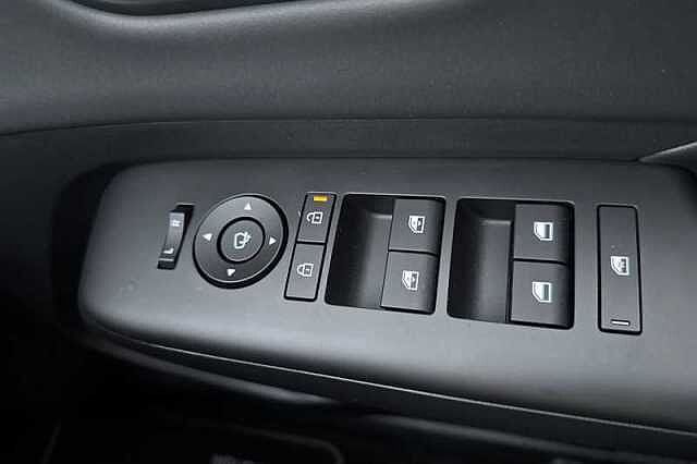 Hyundai KONA 1.6 h-GDi Ultimate SUV 5dr Petrol Hybrid DCT Euro 6 (s/s) (129 ps)