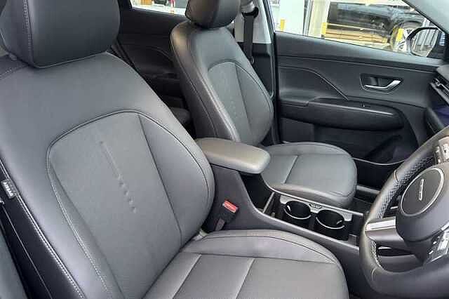 Hyundai KONA 1.6 h-GDi Ultimate SUV 5dr Petrol Hybrid DCT Euro 6 (s/s) (129 ps)