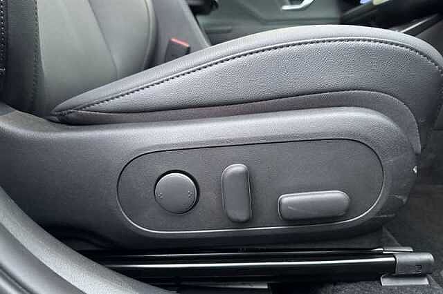 Hyundai KONA 1.6 h-GDi Ultimate SUV 5dr Petrol Hybrid DCT Euro 6 (s/s) (129 ps)