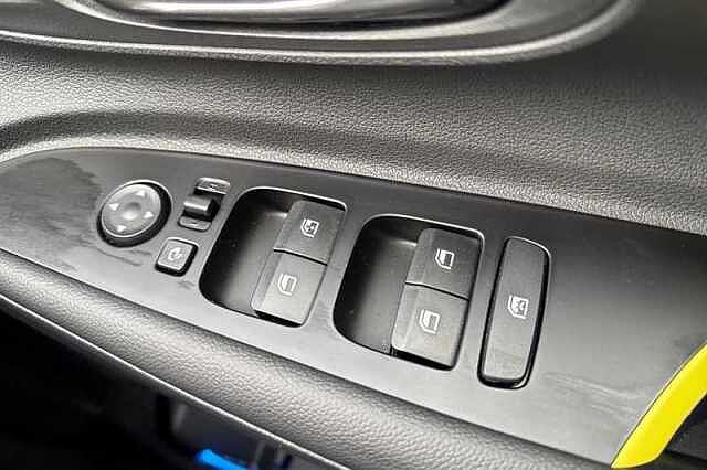 Hyundai i20 1.0 T-GDi Ultimate Hatchback 5dr Petrol Manual Euro 6 (s/s) (100 ps)