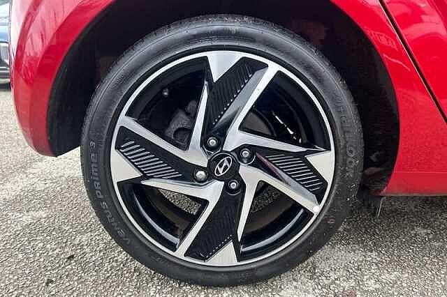 Hyundai i10 1.2 Premium Hatchback 5dr Petrol Manual Euro 6 (s/s) (84 ps)