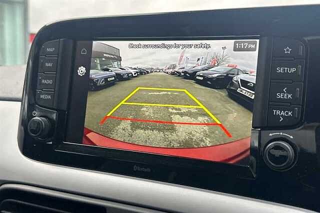 Hyundai i10 1.2 Premium Hatchback 5dr Petrol Manual Euro 6 (s/s) (84 ps)