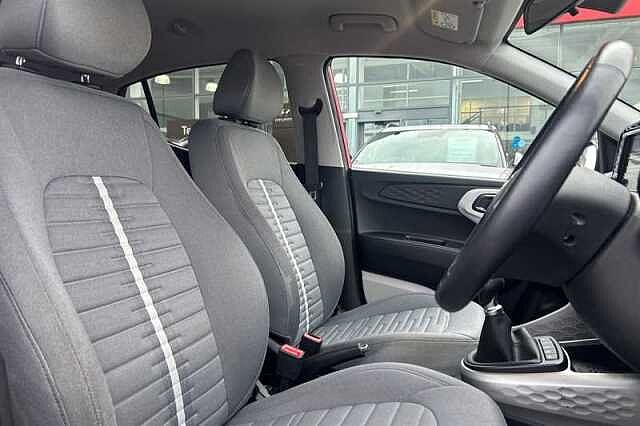 Hyundai i10 1.2 Premium Hatchback 5dr Petrol Manual Euro 6 (s/s) (84 ps)