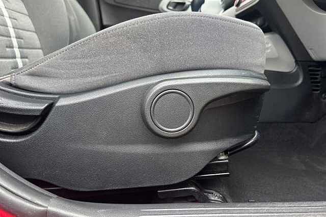 Hyundai i10 1.2 Premium Hatchback 5dr Petrol Manual Euro 6 (s/s) (84 ps)