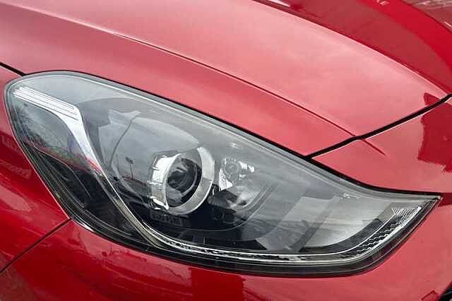 Hyundai i10 1.2 Premium Hatchback 5dr Petrol Manual Euro 6 (s/s) (84 ps)