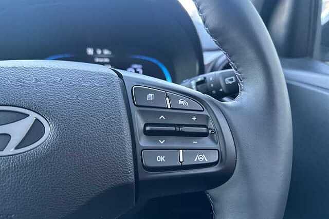 Hyundai i10 1.2 Premium Hatchback 5dr Petrol Auto Euro 6 (s/s) (79 ps)