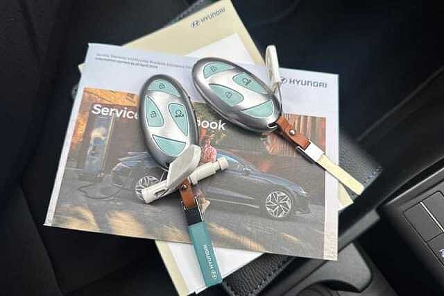 Hyundai KONA 48.4kWh Advance SUV 5dr Electric Auto (156 ps)