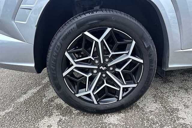 Hyundai TUCSON 1.6 h T-GDi N Line SUV 5dr Petrol Hybrid Auto Euro 6 (s/s) (230 ps) Silver