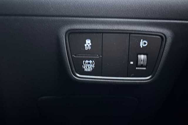 Hyundai TUCSON 1.6 h T-GDi N Line SUV 5dr Petrol Hybrid Auto Euro 6 (s/s) (230 ps) Silver