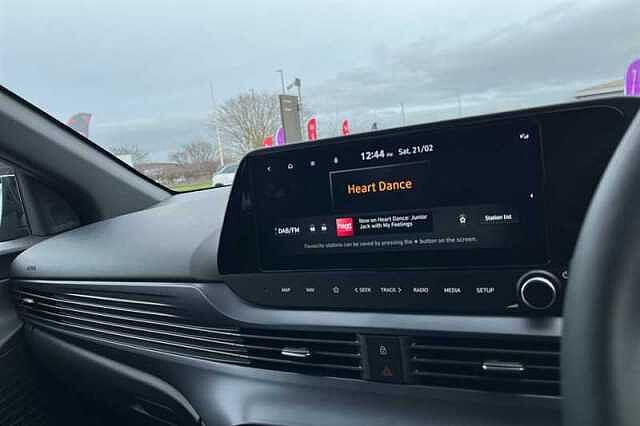 Hyundai i20 1.0 T-GDi Black Line Hatchback 5dr Petrol Manual Euro 6 (s/s) (90 ps)