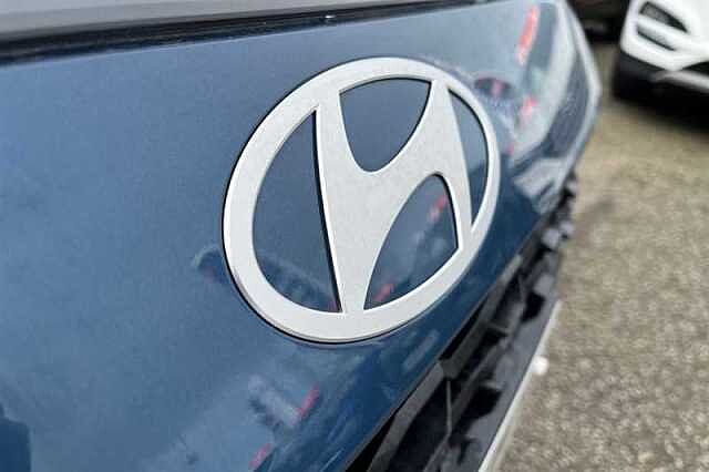 Hyundai BAYON 1.0 T-GDi Tech Line SUV 5dr Petrol DCT Euro 6 (s/s) (90 ps)