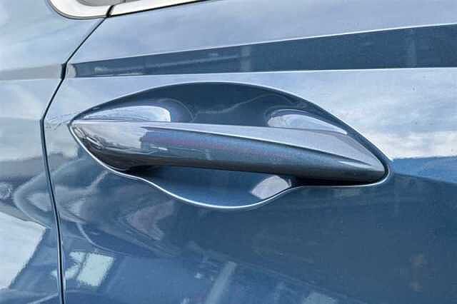 Hyundai BAYON 1.0 T-GDi Tech Line SUV 5dr Petrol DCT Euro 6 (s/s) (90 ps)