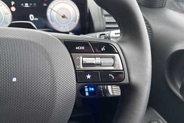 Hyundai INSTER Long Range 49kWh 02 SUV 5dr Electric Auto (115 ps) White