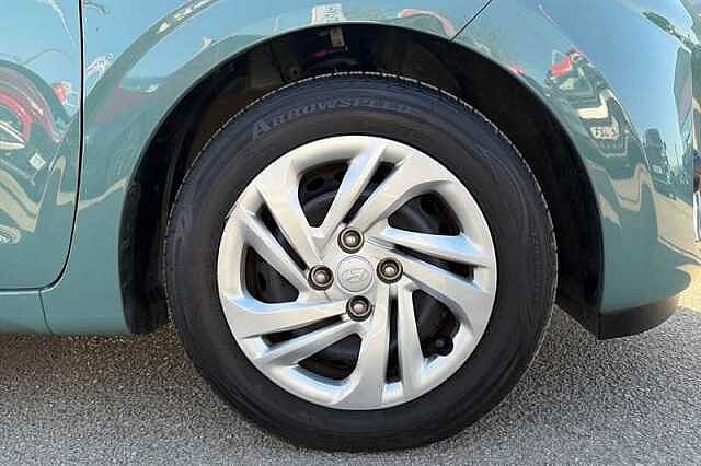 Hyundai i10 1.0 SE Hatchback 5dr Petrol Manual Euro 6 (s/s) (67 ps)