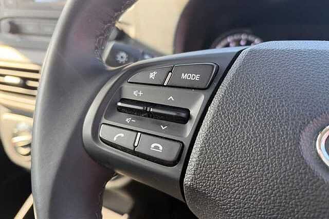 Hyundai i10 1.0 SE Hatchback 5dr Petrol Manual Euro 6 (s/s) (67 ps)