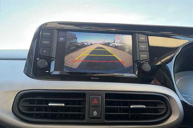 Hyundai i10 1.0 Premium Hatchback 5dr Petrol Manual Euro 6 (s/s) (67 ps)