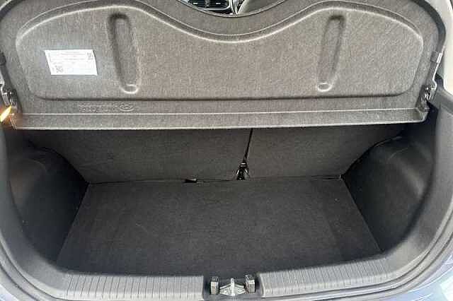 Hyundai i10 1.0 Premium Hatchback 5dr Petrol Manual Euro 6 (s/s) (67 ps)
