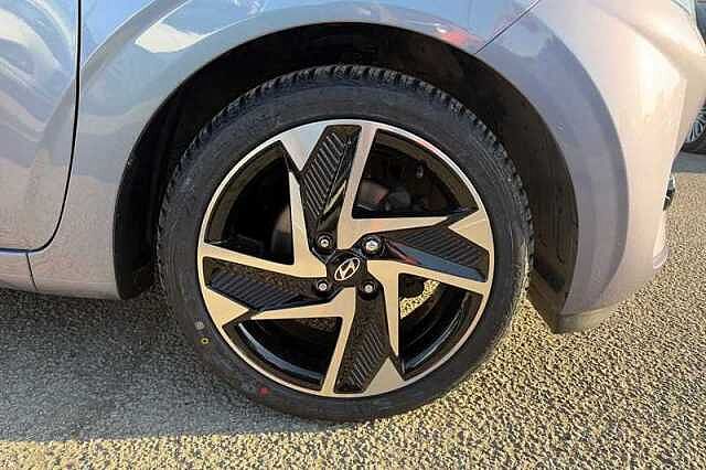 Hyundai i10 1.0 Premium Hatchback 5dr Petrol Manual Euro 6 (s/s) (67 ps)