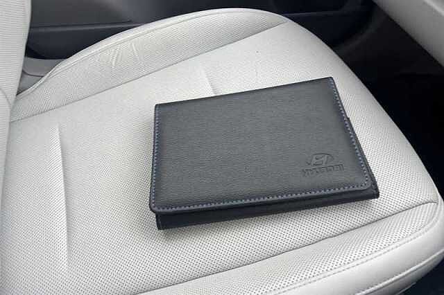 Hyundai IONIQ 6 77.4kWh Ultimate Saloon 4dr Electric Auto (228 ps)