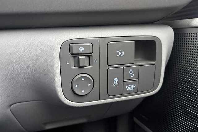 Hyundai IONIQ 6 77.4kWh Ultimate Saloon 4dr Electric Auto (228 ps)