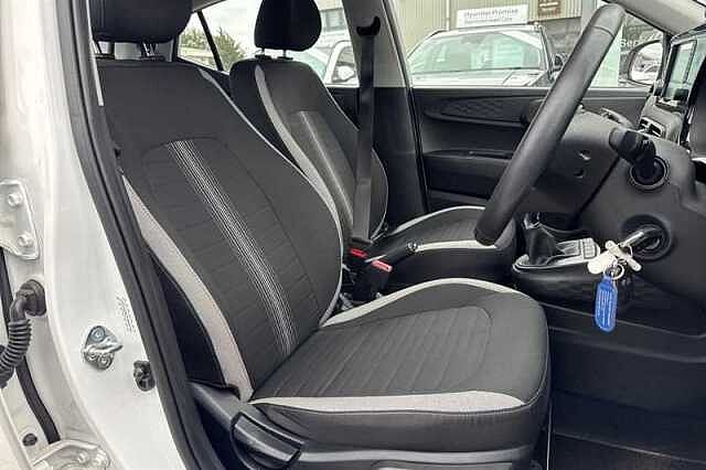 Hyundai i10 1.0 Advance Hatchback 5dr Petrol Auto Euro 6 (s/s) (67 ps)