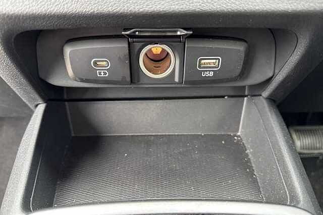 Hyundai i10 1.0 Advance Hatchback 5dr Petrol Auto Euro 6 (s/s) (67 ps)