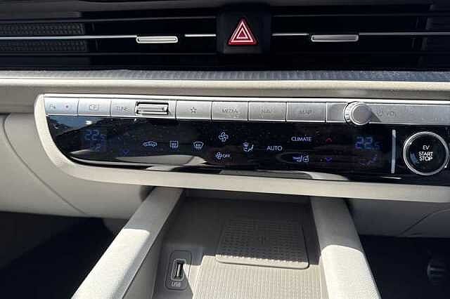 Hyundai IONIQ 6 77.4kWh Ultimate Saloon 4dr Electric Auto (228 ps)