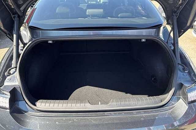 Hyundai IONIQ 6 77.4kWh Ultimate Saloon 4dr Electric Auto (228 ps)