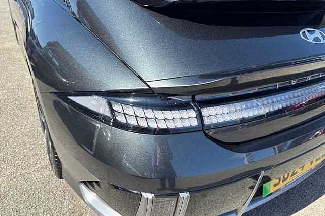 Hyundai IONIQ 6 77.4kWh Ultimate Saloon 4dr Electric Auto (228 ps)
